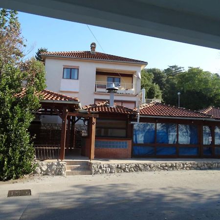 Appartamento Roni Crikvenica Esterno foto